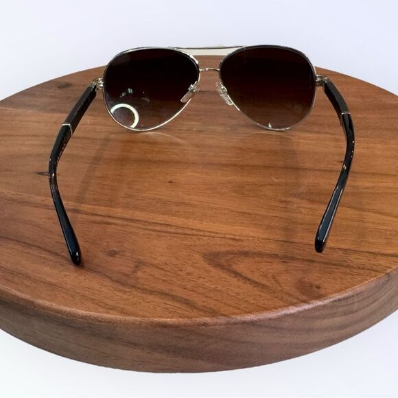 Chanel Aviator Sunglasses - Picture 4 of 8